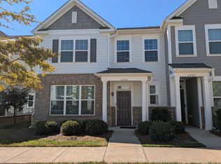 1445 Springvale Hill Dr, Kernersville, NC 27284