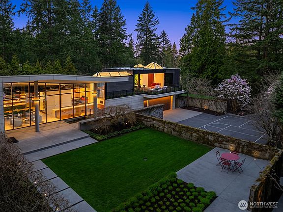 2nd image of 4445 140th Avenue NE