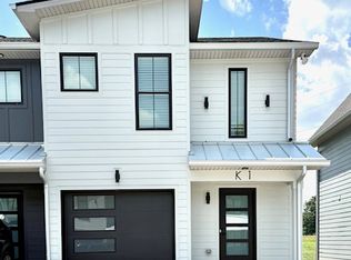 725 Hornbuckle Rd #K1, Clarksville, TN 37043