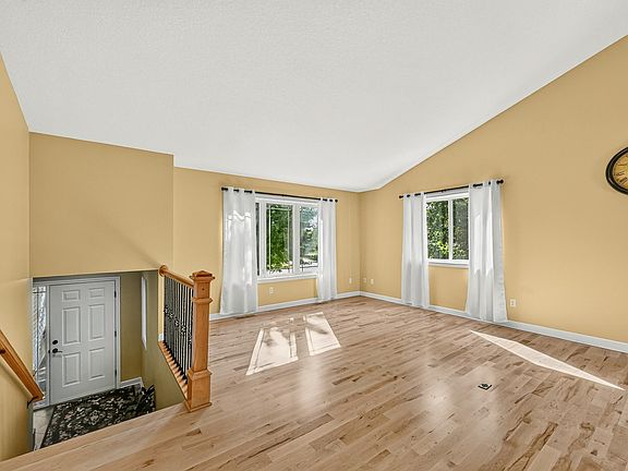 5th image of 3799 Odyssey Dr SW