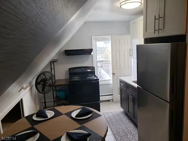 187 Milford Ave #3 — Photo 3