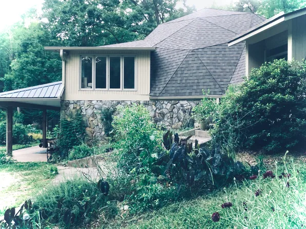 5416 Amsterdam Pl, Raleigh, NC 27606