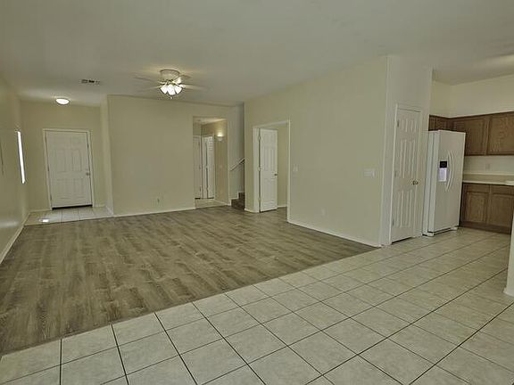 2nd image of 327 E Calle Puente Azul