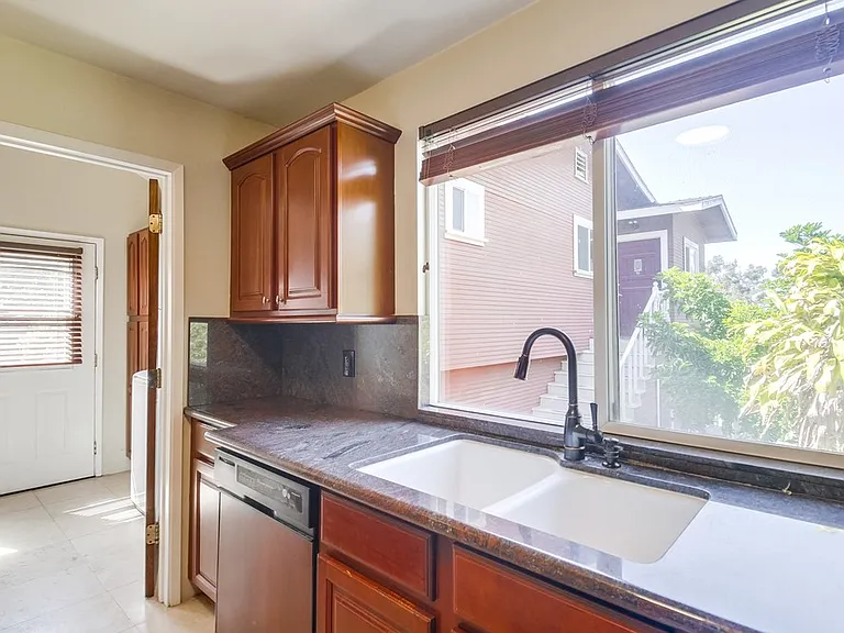 4462 Arch St — Photo 14