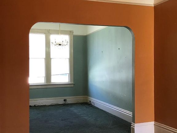 5th image of 166 Landers St