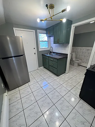35 Coit St #3 Photo 1