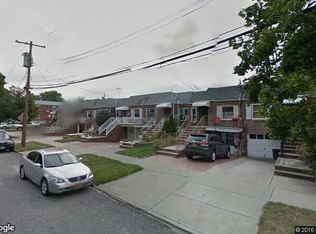 11508 Poppenhusen Ave, College Point, NY