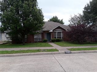 1422 Springcrest Dr, Mesquite, TX 75149