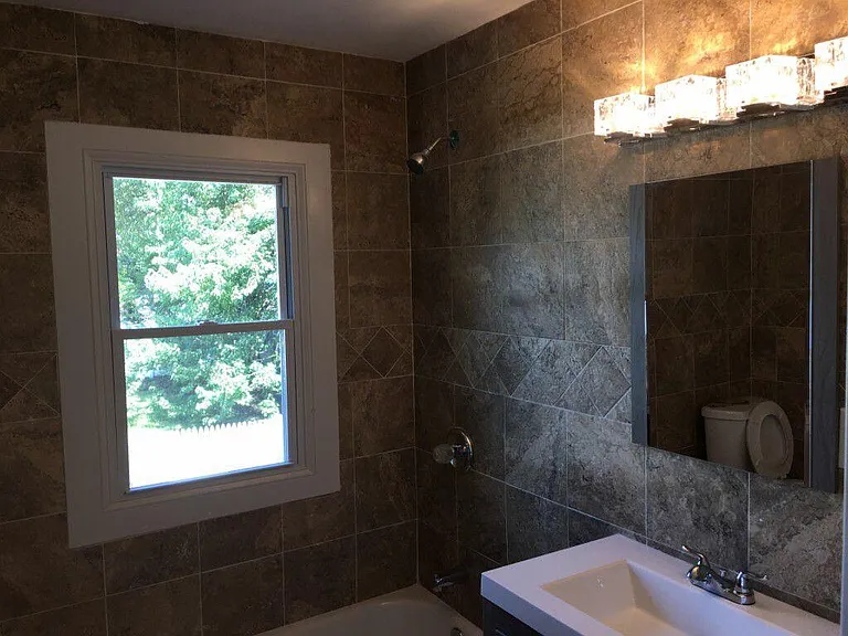 10 Cross St #2 — Photo 4