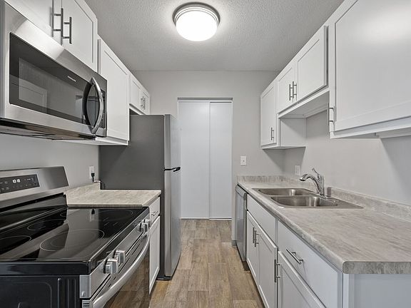 3rd image of 2400 109th Ave NW #201