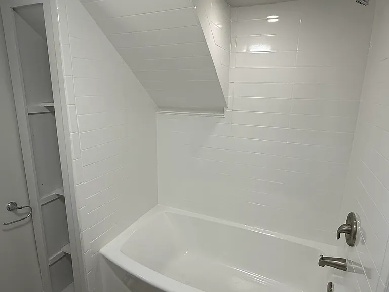 2608 Dorchester Dr NW — Photo 10