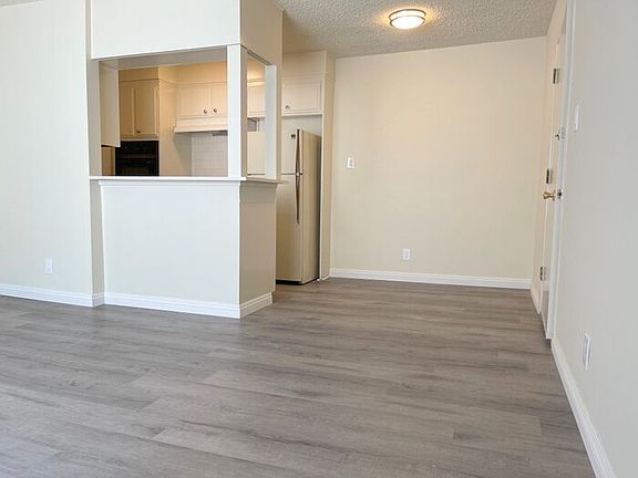 2nd image of 3750 Delmas Ter #10