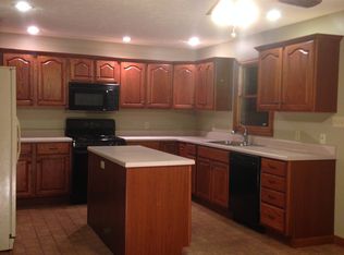 532 Old Fayette Trl, Oakdale, PA 15071
