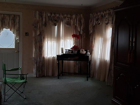 2nd image of 13220 Colfax Ave