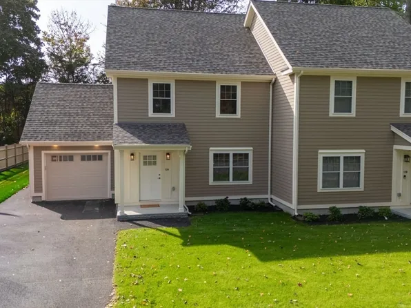 12 Chestnut St #A, Taunton, MA 02780