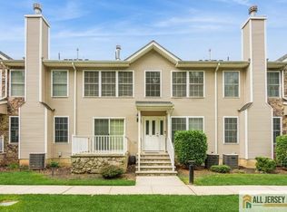 17 Lackland Ave #17, Piscataway, NJ 08854