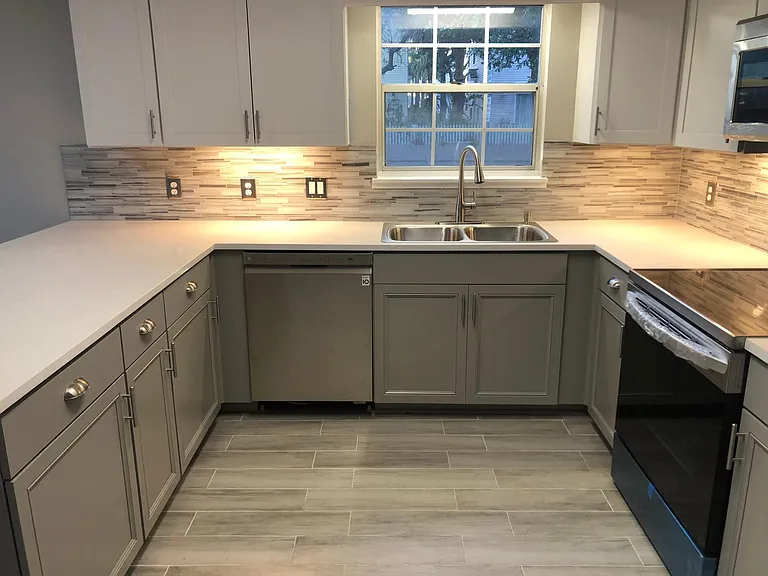 685 Sturdivant Ave — Photo 5