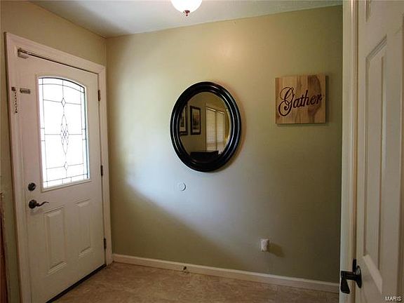 3rd image of 7 Oxford Dr