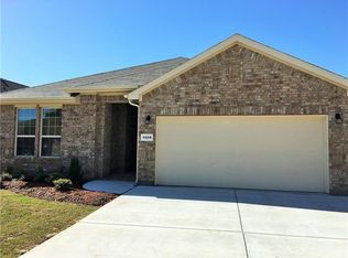 1028 Doe Meadow Dr, Burleson, TX 76028