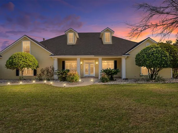 1821 SW 110th St, Gainesville, FL 32607