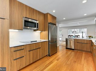 4210 Ann Fitz Hugh Dr, Annandale, VA 22003