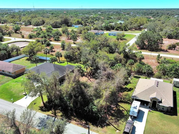 205 Ferdon Cir, Port Charlotte, FL 33954