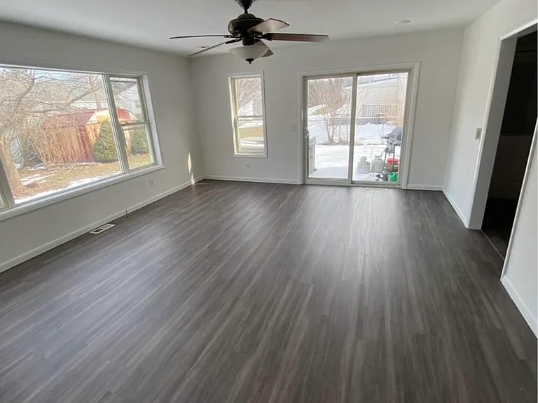 64 Temple Rd — Photo 2