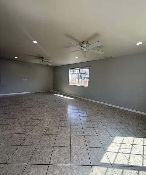 117 N Barbara Ave — Photo 5