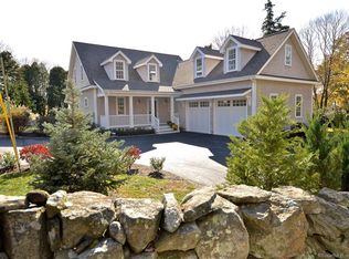 836 Noank Rd, Groton, CT 06355