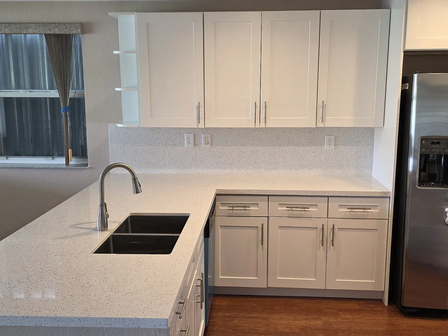4 bed, 2821 sqft, $5,250 — Photo 3