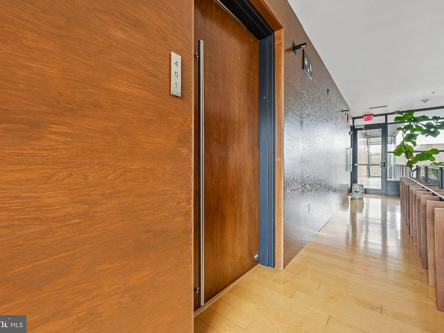 The Lacey Condo — Photo 3