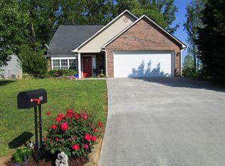 252 Dogwood Glen Ln, Powell, TN 37849
