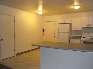 930 W 27th Ave #4, Anchorage, AK 99503