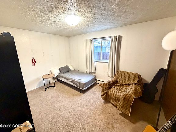 4th image of 1210 Valley St