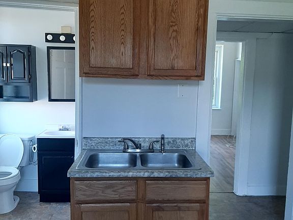 3rd image of 43 Harmony St