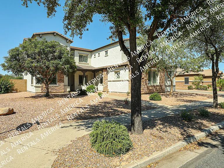 18676 E Braeburn Ln — Photo 9