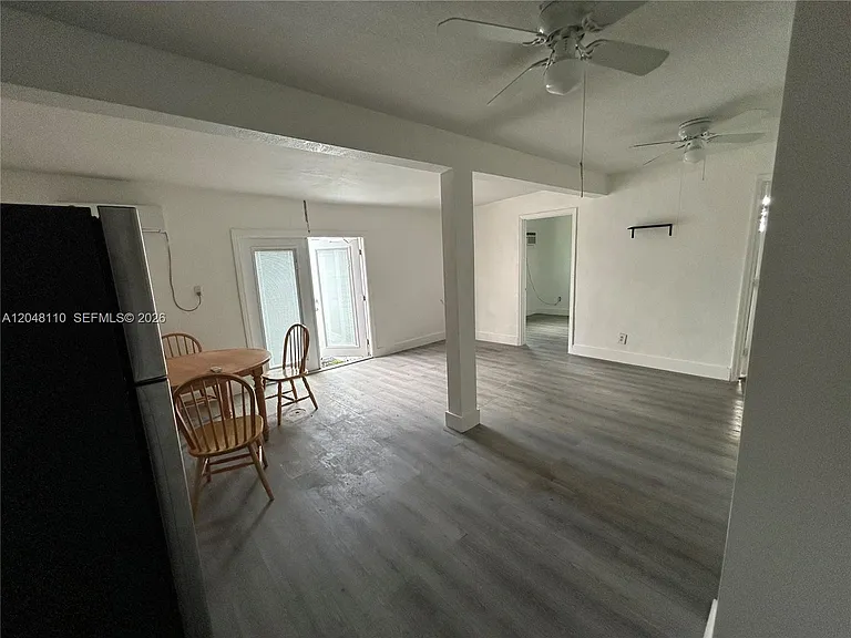 11239 SW 5th Ter — Photo 10