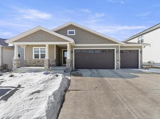 260 Covington Trl, Sun Prairie, WI 53590