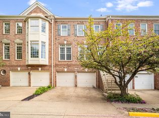 9574 Lagersfield Cir, Vienna, VA 22181