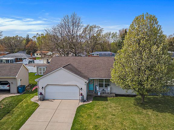 2nd image of 2235 Sunsprite Dr