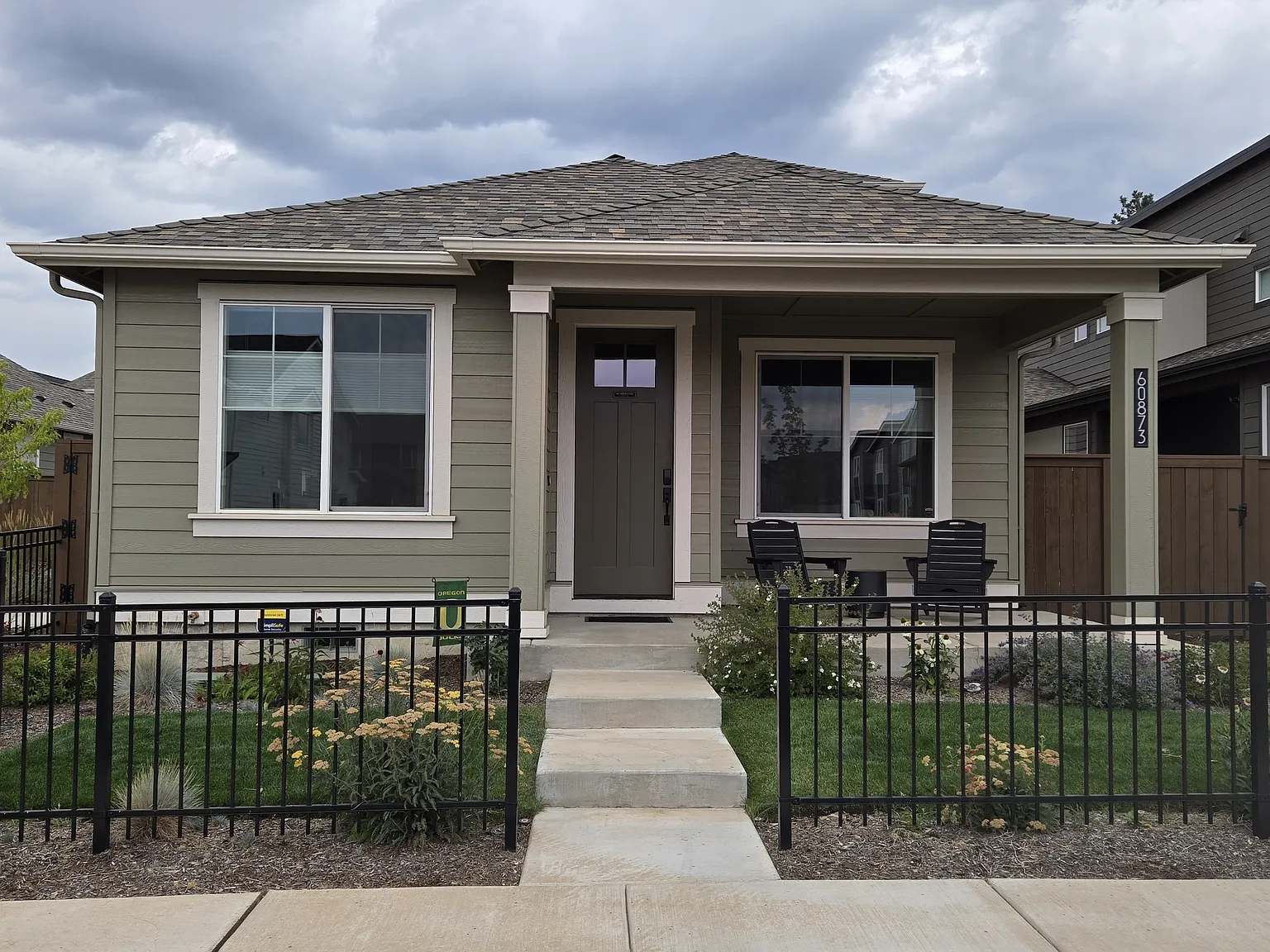 2 bed, 1.5 bath, 1850 sqft, $3,000 — Photo 1