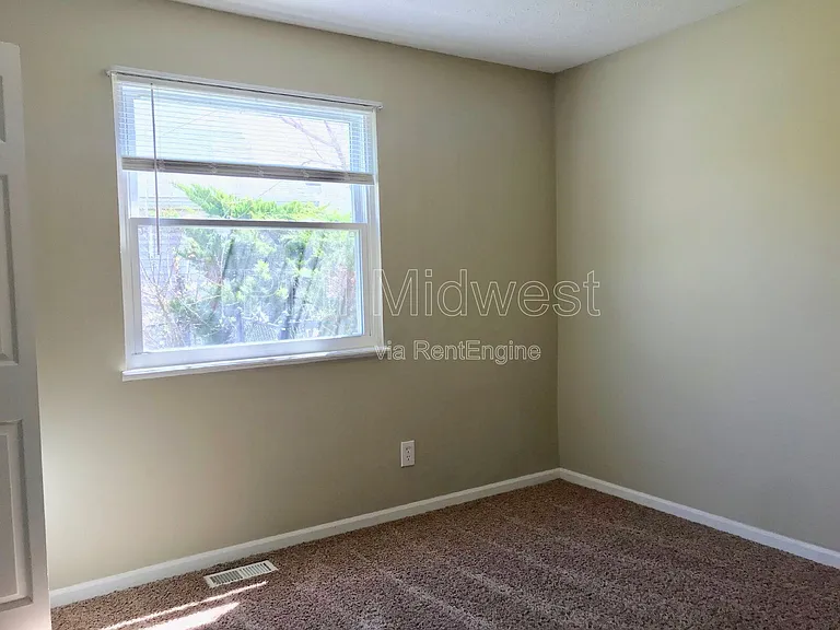 3215 Keystone Lakes Way — Photo 29