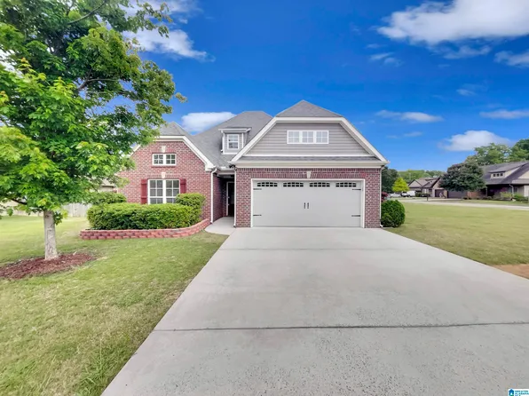 141 Falling Waters Ln, Maylene, AL 35114