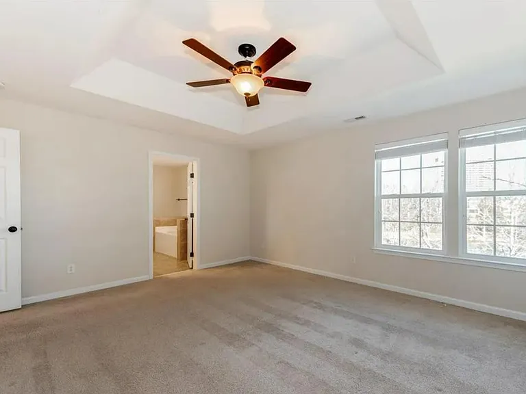4015 Fenworth Ct — Photo 17
