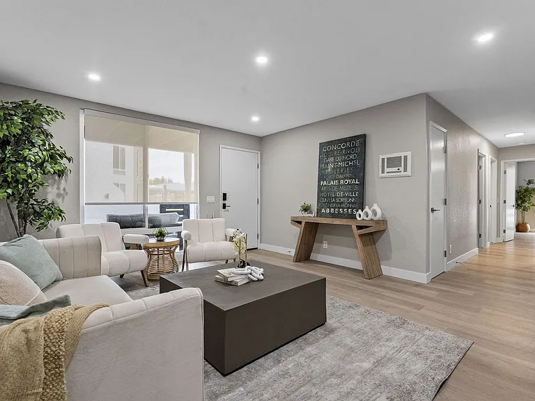 Tamarack Sands Apartment Homes — Photo 9