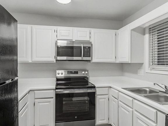 5th image of 1506 Northlake Dr Unit 15-F