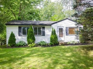 13 Englewood Ct, Ann Arbor, MI 48108