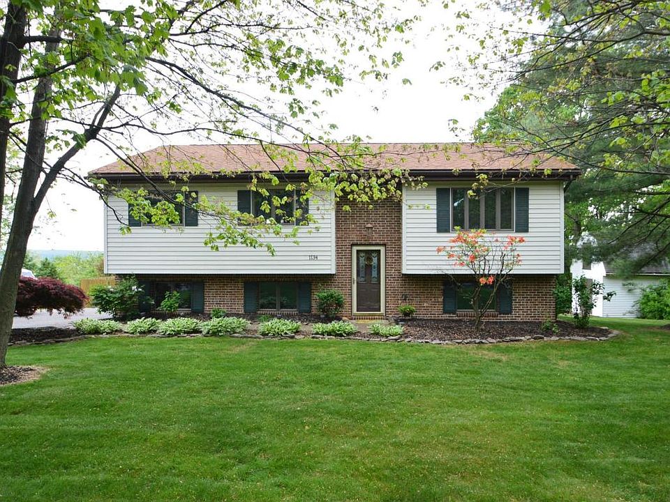 1st image of 1134 Mountain Crest Cir