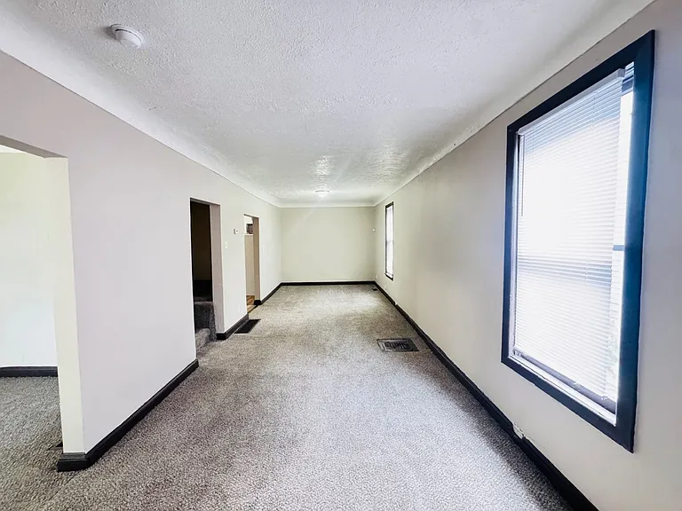 10630 Kimberley Ave — Photo 12
