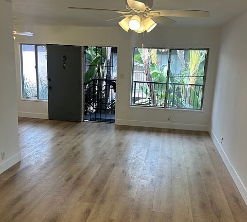 3rd image of 816 Westbourne Dr APT 5